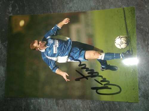 Signed Steve Watson Everton Photograph