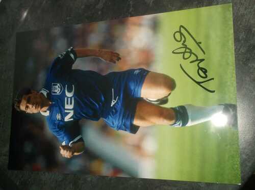 Signed Tony Cottee Everton 12 x 8 Photograph