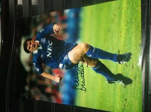 Signed Peter Beardsley Everton 12 x 8 Photograph Flash Sale