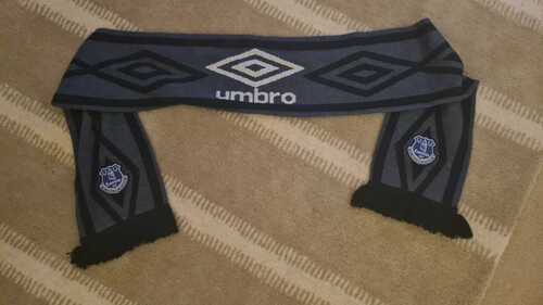 Everton Umbro scarf