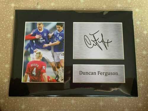 BNIP EVERTON DUNCAN FERGUSON DISPLAY PHOTO and SIGNATURE PRINT GIFT PRESENTATION