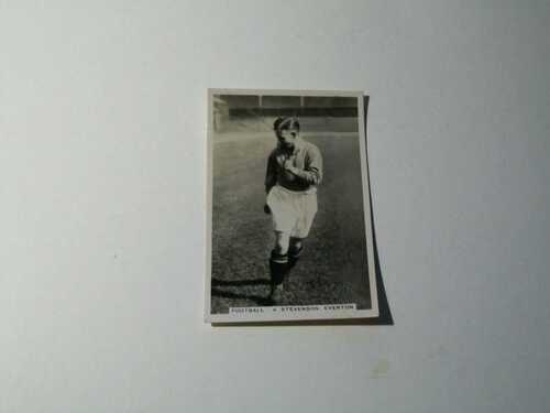 Everton Stevenson Sporting Events and Stars cigarette card Pattreiouex Football