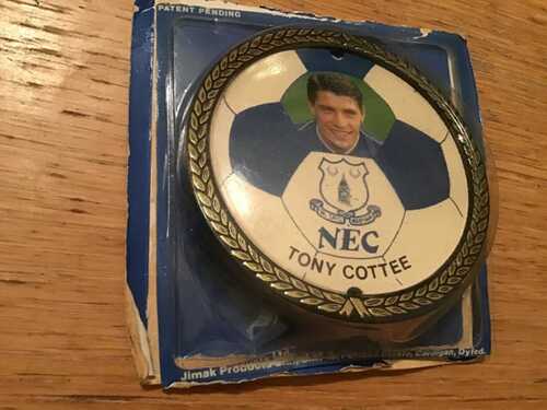 VINTAGE 1989 EVERTON LARGE FOOTBALL CREST PLAQUE BNIB TONY COTTEE