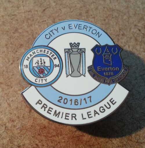 2016/17 MANCHESTER CITY v EVERTON - ENAMEL SUPPORTERS BADGE