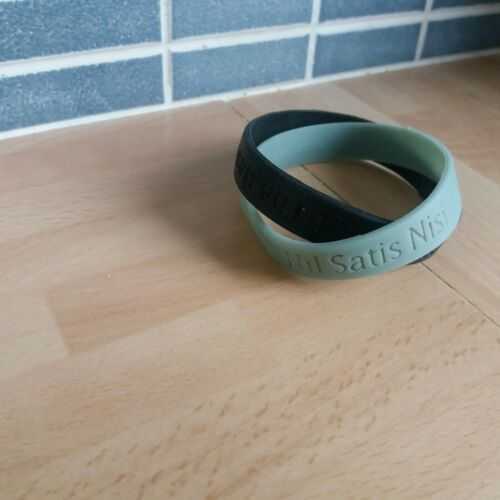 Everton FC Official  – Nil Satis Nisi Optimum rubber wristband