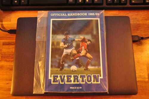 Rare Vintage Everton FC Official Handbook 1988/89 Football Collectible 1988