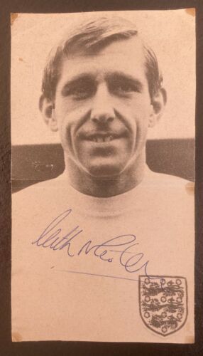 KEITH NEWTON SIGNED ENGLAND, BLACKBURN ROVERS, EVERTON, BURNLEY