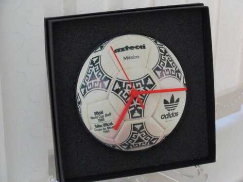 FOOTBALL THEMED WALL CLOCKS  Actual 7″ Vinyl Record PICTURE DISCS Gift Boxed