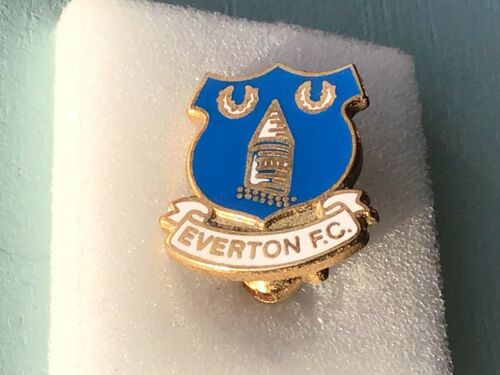 VGC vintage Everton metal football enamel pin badge