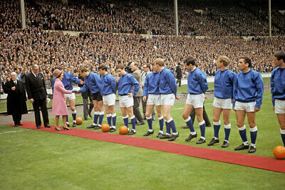 STUNNING 12×8 PHOTO EVERTON 1966 FA CUP FINAL LINE UP (EV-177)