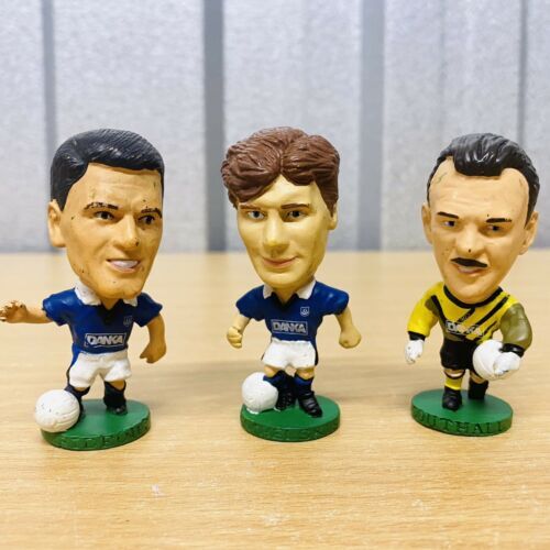 Vintage Corinthian 1995 Everton Premier League Figures x 3 PL 230, 90 and 181