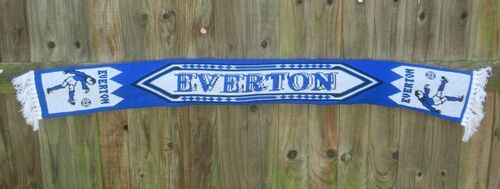 EVERTON FOOTBALL SCARF - GOOD QUALITY NEW OLD STOCK