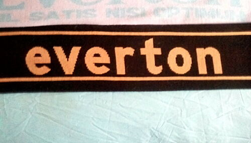 Everton FC scarves x 2, one vintage.